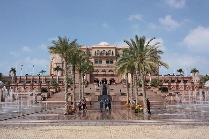 Abu Dhabi City Tour Including Ferrari World Tickets from Dubai - Image 5