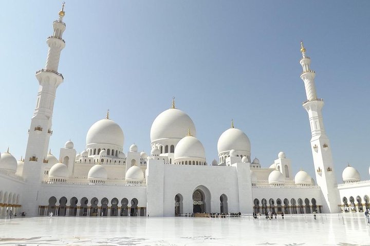 Abu Dhabi city tour with Louvre museum - Image 5