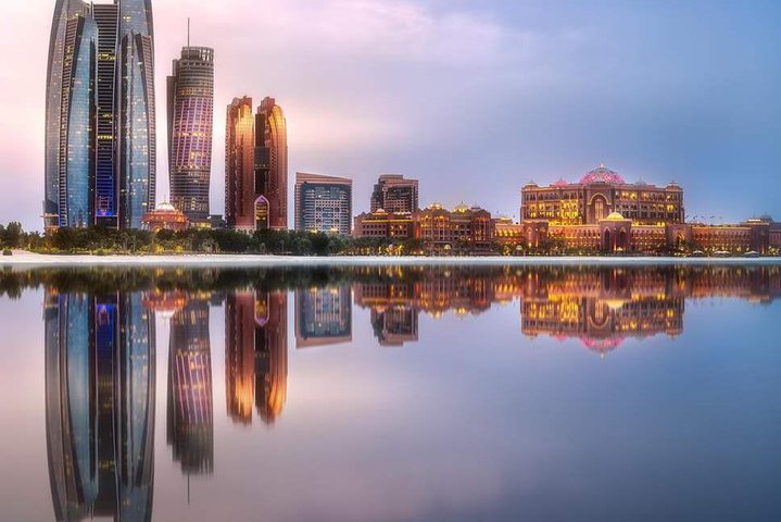 Abu Dhabi City Tour With Lunch At Emirates Palace - Image 2