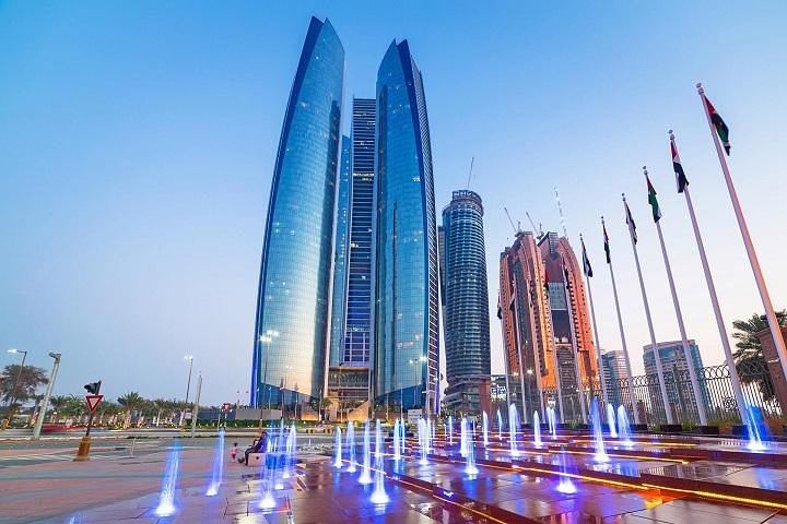 Abu Dhabi City Tour With Royal Buffet Lunch  - Image 5