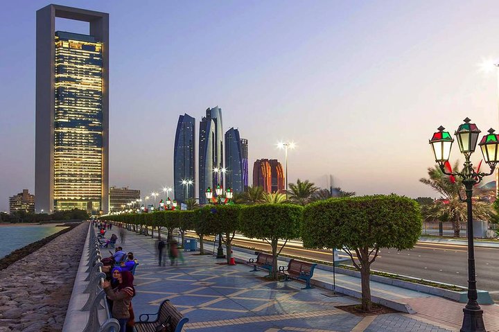 Abu Dhabi City Tour with Sheikh Zayed Grand Mosque - Image 3