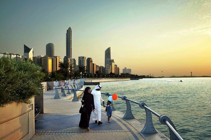 Abu Dhabi Day Tour From Dubai - Image 4