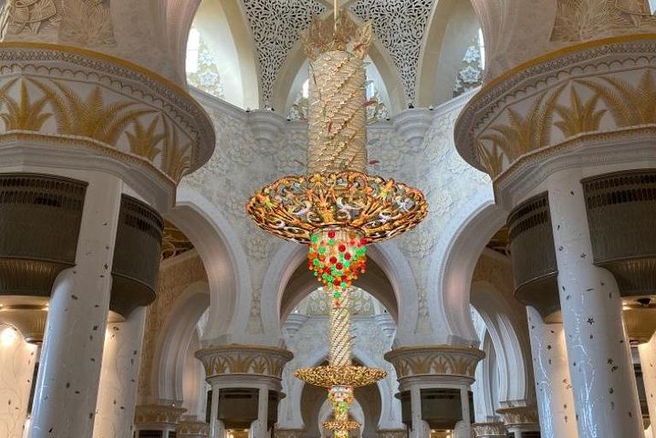 Abu Dhabi Day Trip with Grand Mosque and louvre Abu Dhabi - Image 2