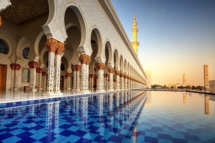 Abu Dhabi Mosque and Louvre Museum with Lunch from Dubai - Image 1