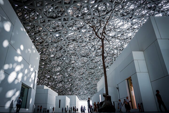 Abu Dhabi Mosque and Louvre Museum with Lunch from Dubai - Image 5