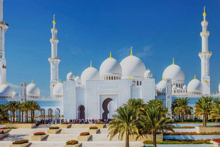 Abu Dhabi private City Tour - A journey to The Capital(Private & custom tours ) - Image 3