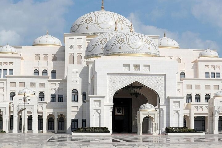 Abu Dhabi Qasr Al Watan & Louvre Museum Private Tour From Dubai - Image 1