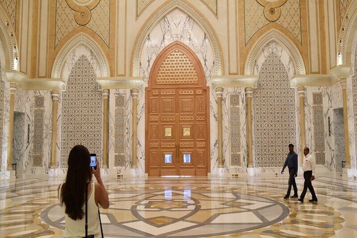 Abu Dhabi Qasr Al Watan & Louvre Museum Tour From Dubai - Image 4