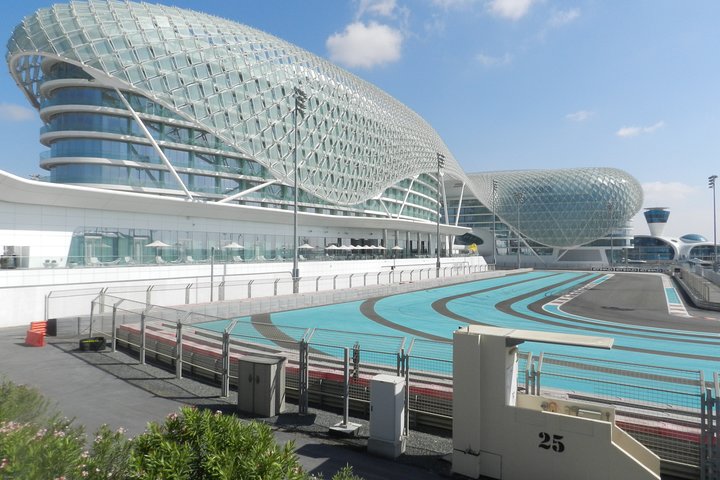 Abu Dhabi Sheikh Zayed Mosque tour Ferrari world outside visit - Image 3