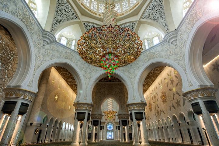 Abu Dhabi Sheikh Zayed Mosque tour Ferrari world outside visit - Image 1