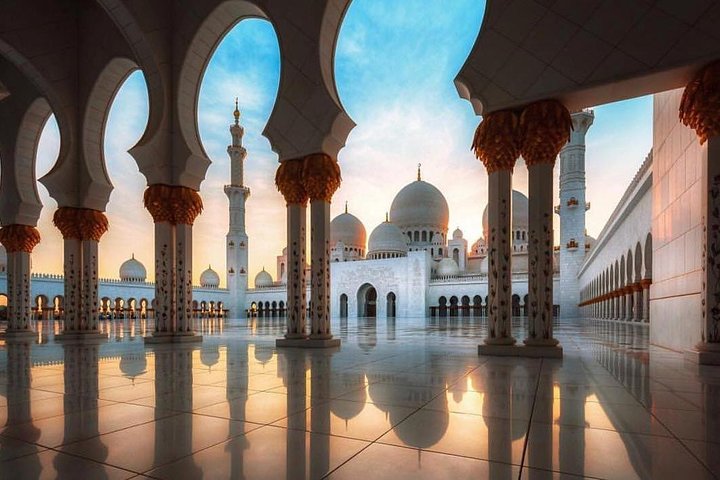 Abu Dhabi Sheikh zayed Mosque with Lunch, Louvre & Qasr Al Watan Palace - Image 4