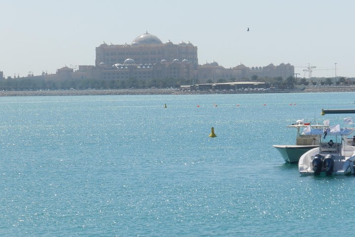 Abu Dhabi tour Dubai tour and Desert safari - Super Saver 03 tour combo - Image 3