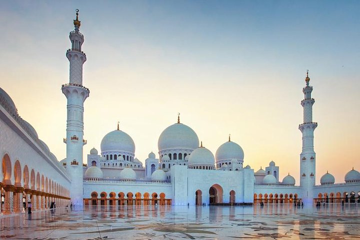 Abu Dhabi Tour With Louvre Museum Admission & Lunch - Image 3
