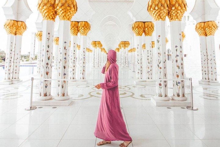 Abu Dhabi with Ferrari private Tour (Private & custom tours ) - Image 2