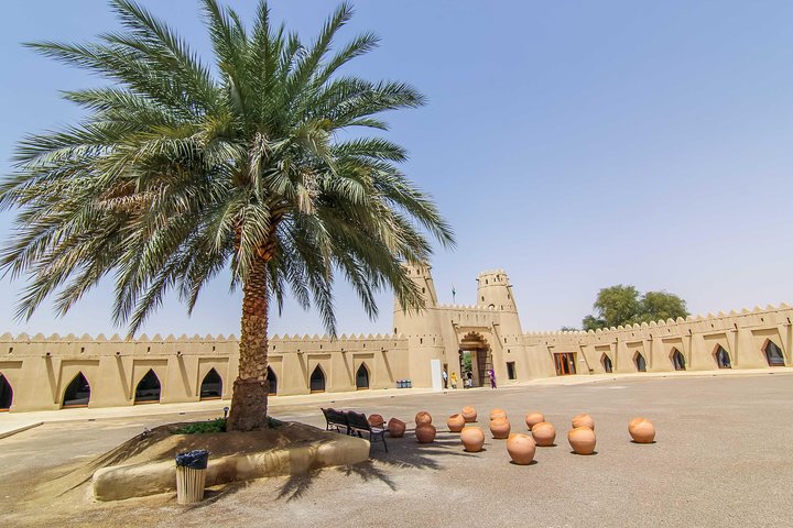 Al Ain City Sightseeing tour with Lunch from Dubai - Image 5