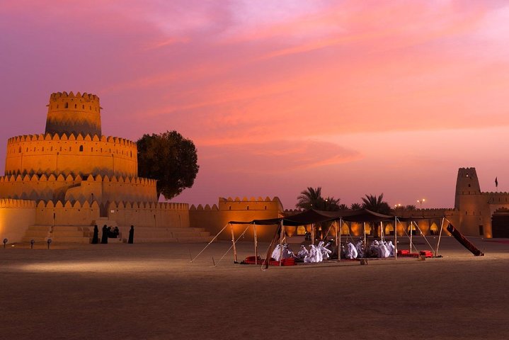 Al Ain City Tour / City of Oasis - Image 1