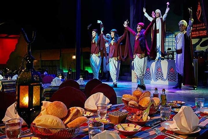 Arabian Desert Safari Experience With Bab Al Shams Dinner at Al Hadheerah - Image 4