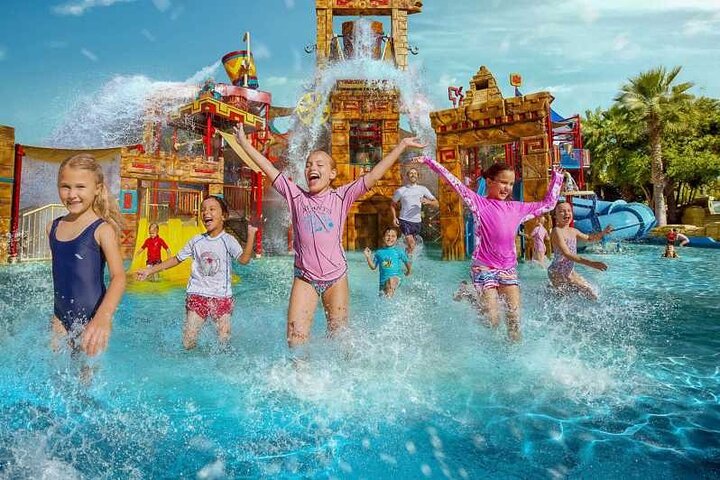Atlantis Aquaventure And Lost Cambers Aquarium with Transfer - Image 4