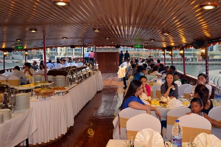 Beautiful Dhow Cruise in Dubai Marina With International Buffet with live shows - Image 4
