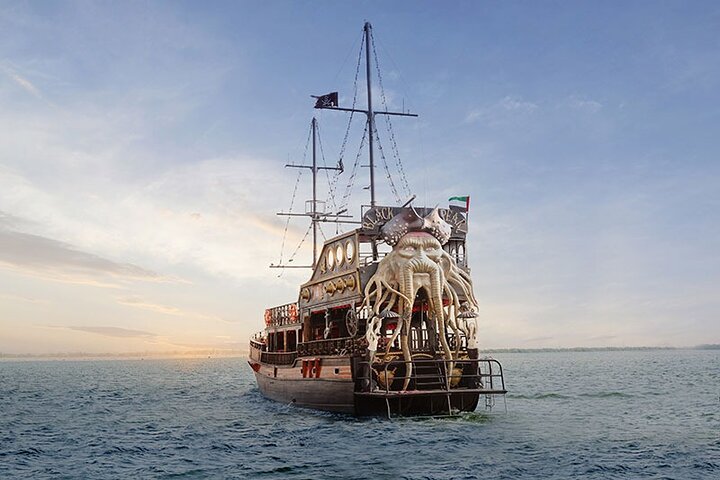 Black Pearl Pirate Boat Sightseeing Cruise with Transfers - Image 3