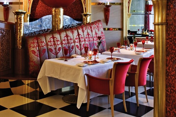 Burj Al Arab Tour with Dinner at Al Iwan with Private Transfers - Image 5