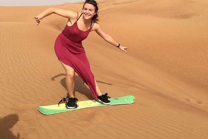 DEAL: Sheikh Zayed Grand Mosque and Dubai Red Dunes with BBQ Dinner - Image 3