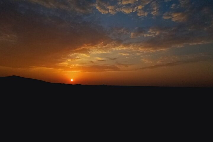 Desert Excursion with Typical Dinner and Arab Dance Show - Image 2