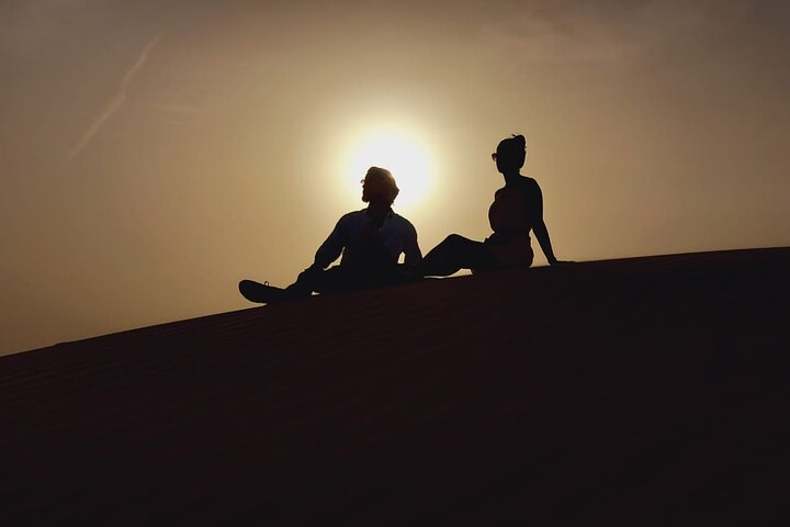 Desert Excursion with Typical Dinner and Arab Dance Show - Image 4