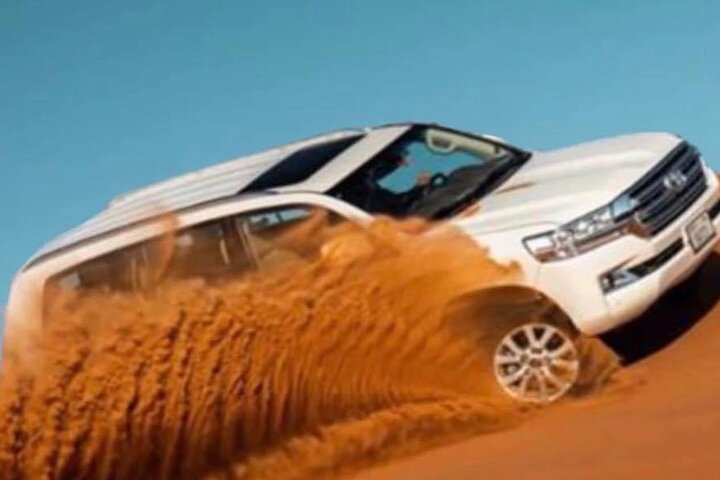 Desert Safari Dubai 4x4  - Image 1