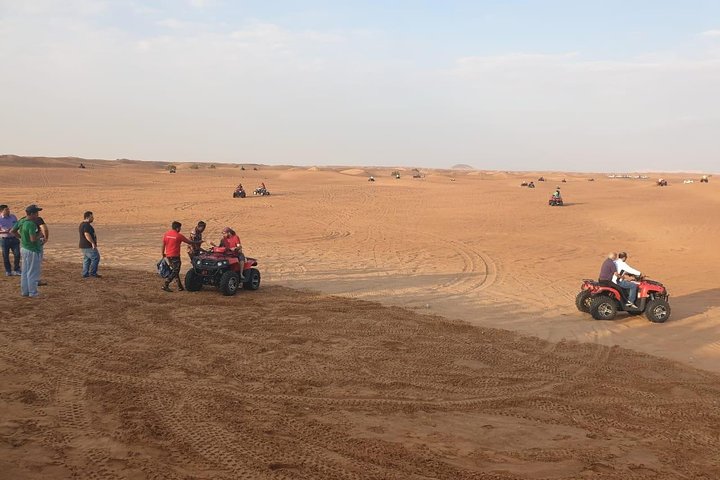Desert Safari Dubai with High Dunes Bashing and 3 Shows with BBQ and Dinner - Image 4