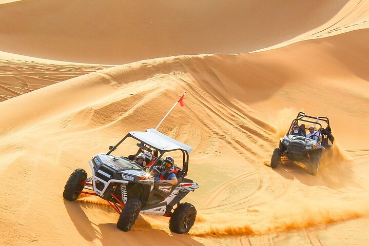 Desert Safari Dubai With High Speed Dune Buggy And Dinner in 5 Star Camp - Image 2
