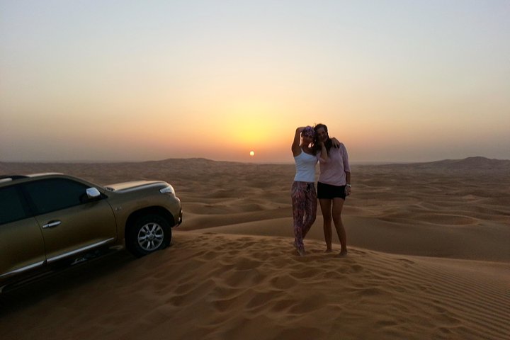 Desert Safari Tour - FULL PROGRAM with Dinner Show and more... - Image 4