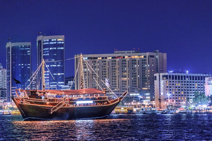 Dhow Cruise Dinner at Creek with Entertainment Shows - Image 5