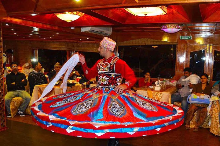 Dhow Cruise Dinner at Creek with Entertainment Shows - Image 3