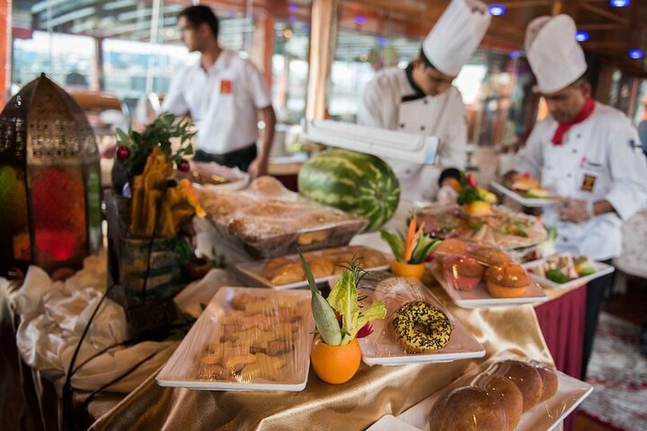 Dhow Cruise Dinner on Dubai Creek - Image 4