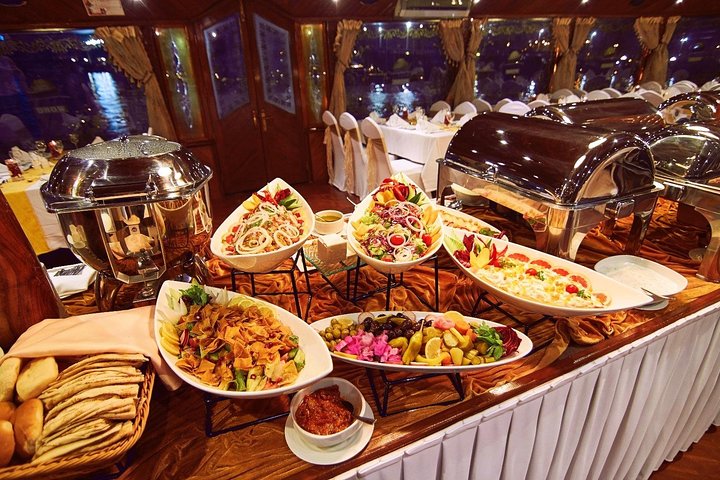 Dhow Cruise Dubai Marina: Sharing pick up start from 6.30 PM - Image 2