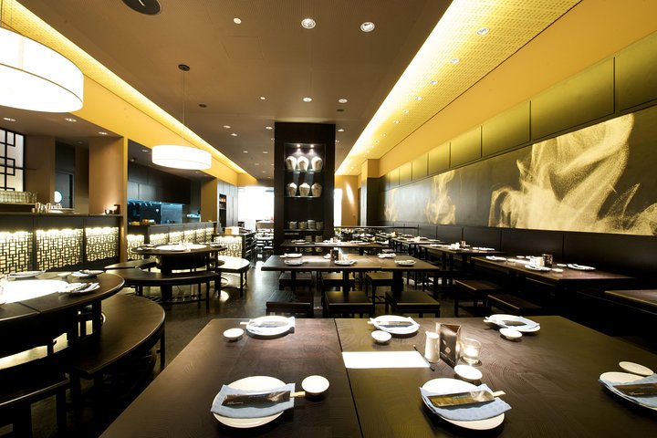 Dining Experience at Armani Hotel Burj Khalifa Dubai - Image 2