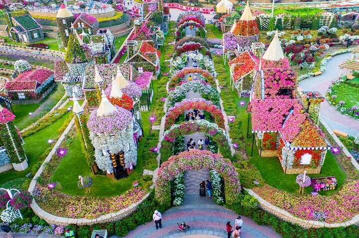 Dinner in the Sky and Miracle Garden Tour with Private Transfer - Image 5
