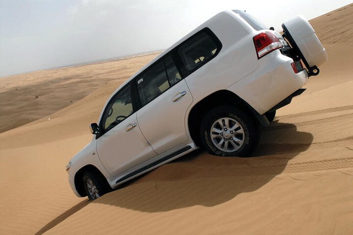 Dubai: 4X4 Desert Safari with BBQ Dinner - Image 1