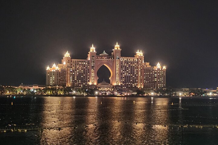 Dubai after Dark City Highlights with Dinner, Guide and Transfer  - Image 3