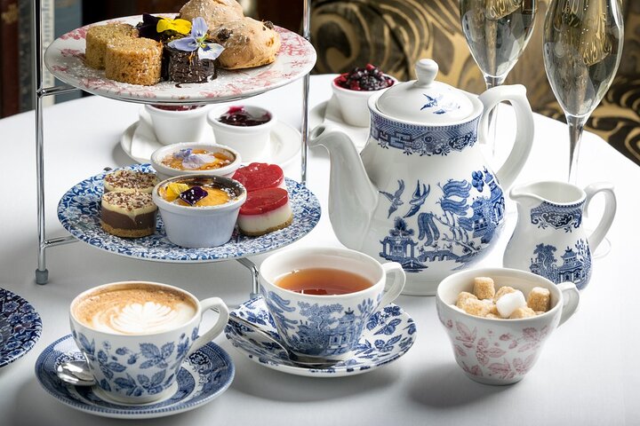 Dubai Afternoon High Tea in the Iconic Burj Al Arab with Transfer - Image 4