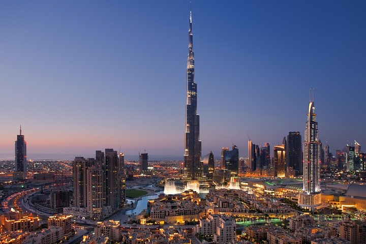 Dubai by Night  - Image 3
