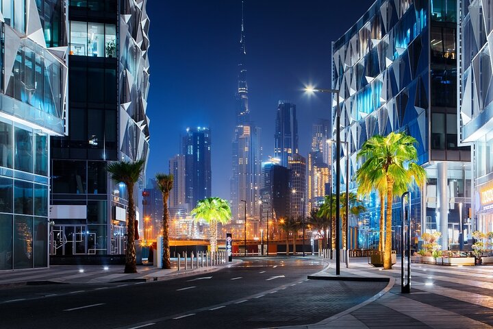 Dubai by Night City Tour with Fountain show - Image 1