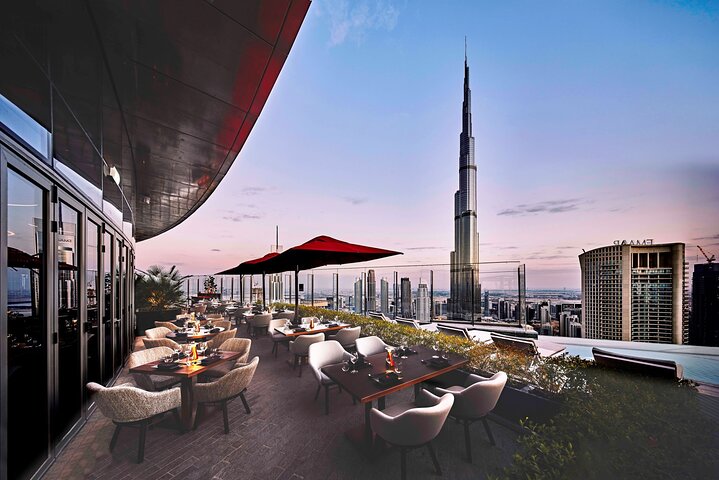 Dubai City Private Tour with Lunch at CE LA VI Address Sky View - Image 3