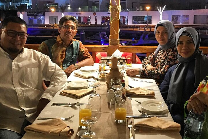 Dubai Creek dhow dinner cruise with Tanoura show - Image 3