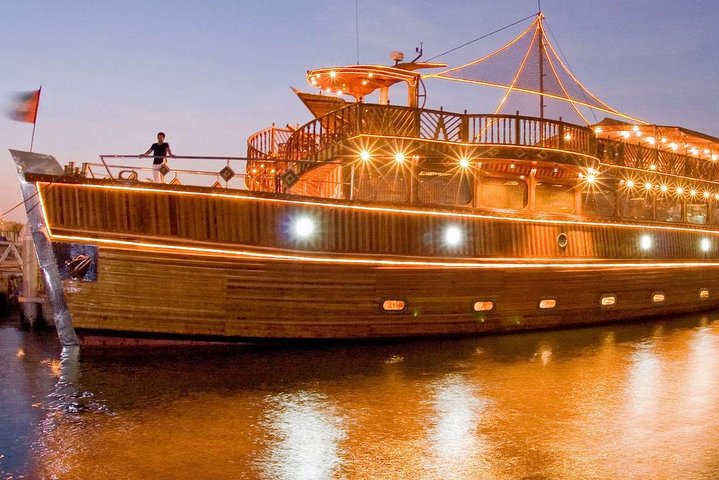 Dubai Dhow Cruise Dinner - Marina - Image 1