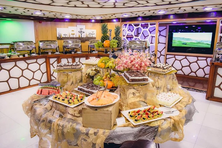 Dubai Dhow Cruise Dinner - Marina - Image 4