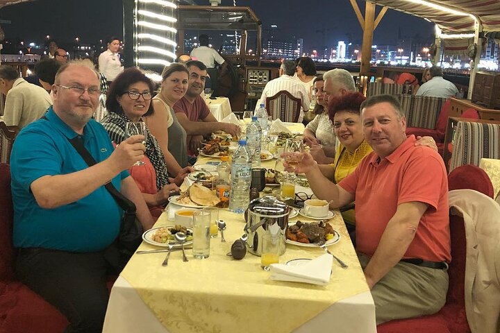 Dubai Dinner Cruise in Marina - Image 5