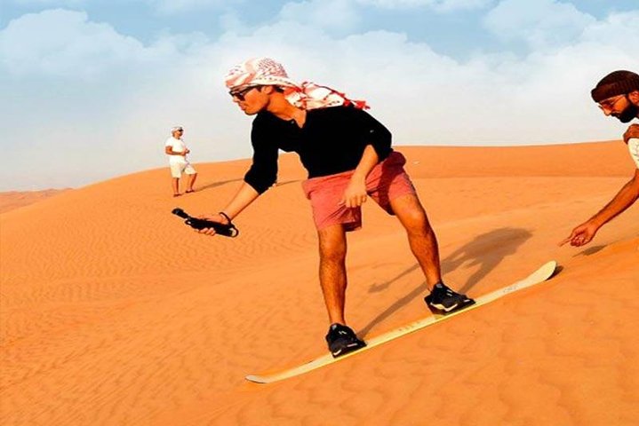 Dubai: Extreme Desert Safari with Dinner - Image 2
