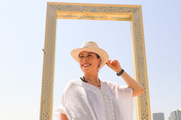 Dubai Frame Tickets, Creek, Souks & Blue Mosque Guided Tour - Image 3